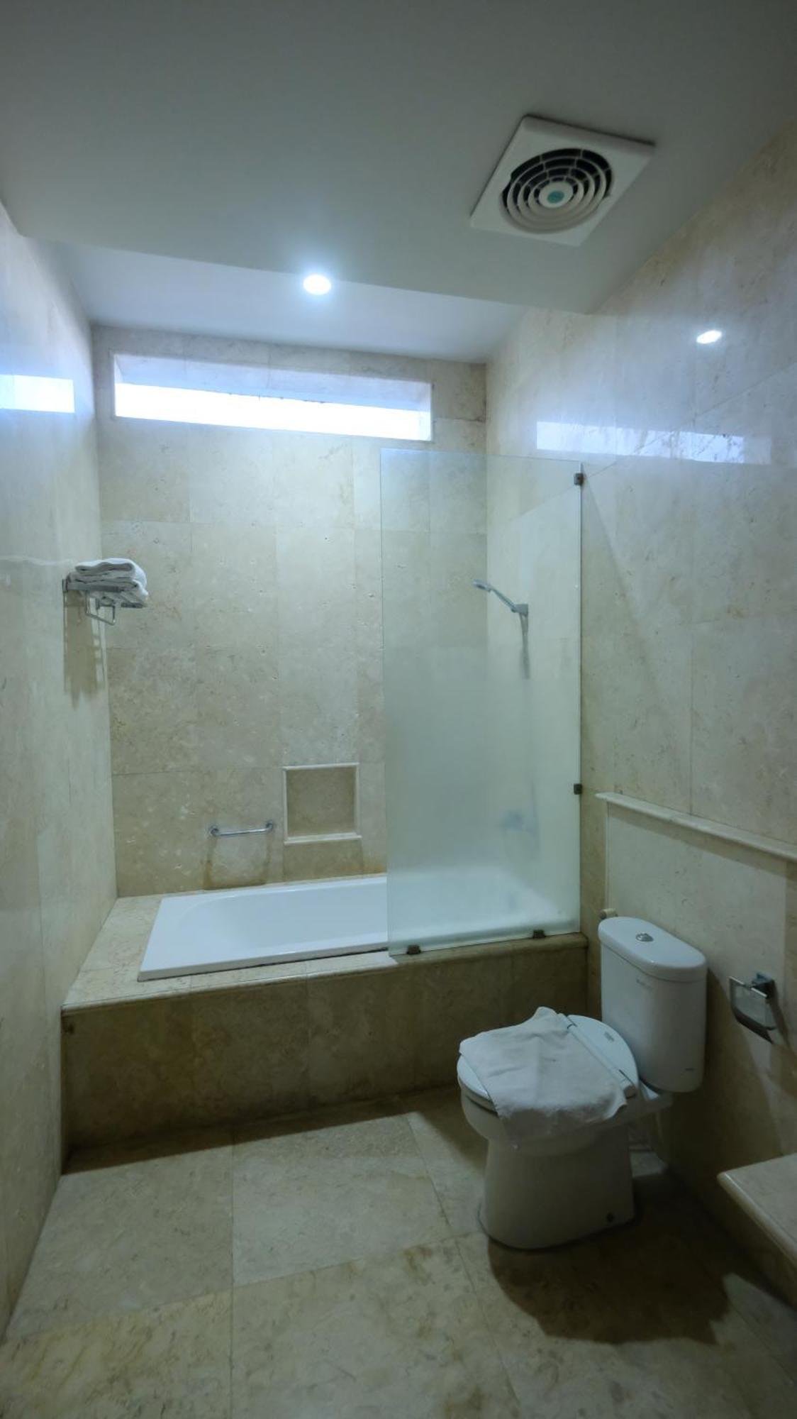 Griya Desa Hotel & Pool Sleman (Yogyakarta) Exterior foto