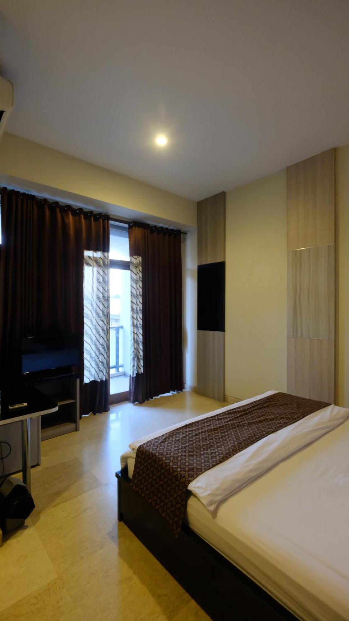 Griya Desa Hotel & Pool Sleman (Yogyakarta) Exterior foto